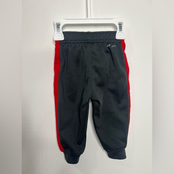 Nike Joggers Infant Size 12 Months - Picture 3 of 6